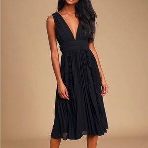 Perfect Storm Black Pleated Midi Dress